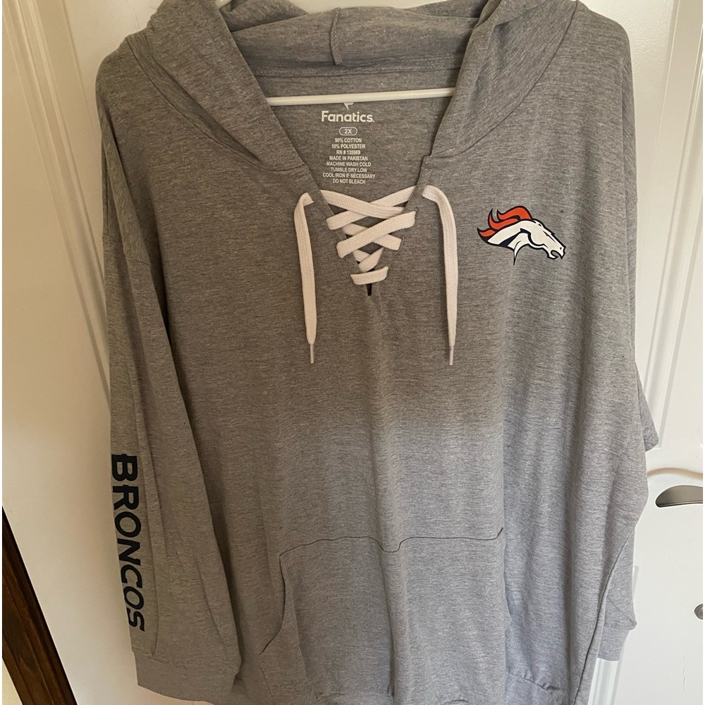 Women’s Denver Broncos Lace Hoodie 2X Open to Offers
